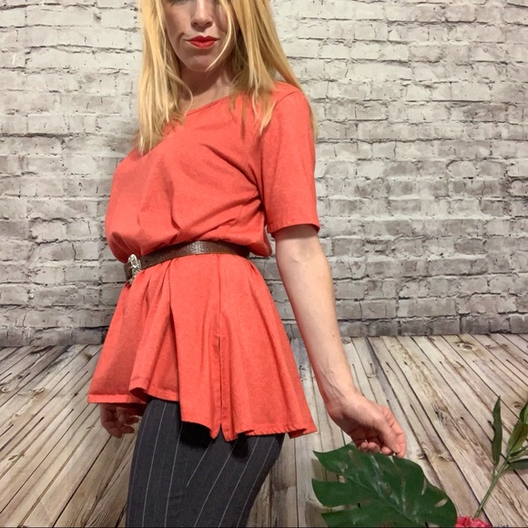 ‼️LULAROE PERFECT T Red Size Medium‼️ - Picture 16 of 16